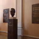 GALLERY OF ILLUSTRIOUS POLES